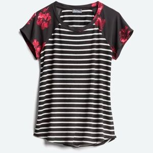 Market & Spruce Black & White Striped Women’s Knit Floral SS Top Small NWT